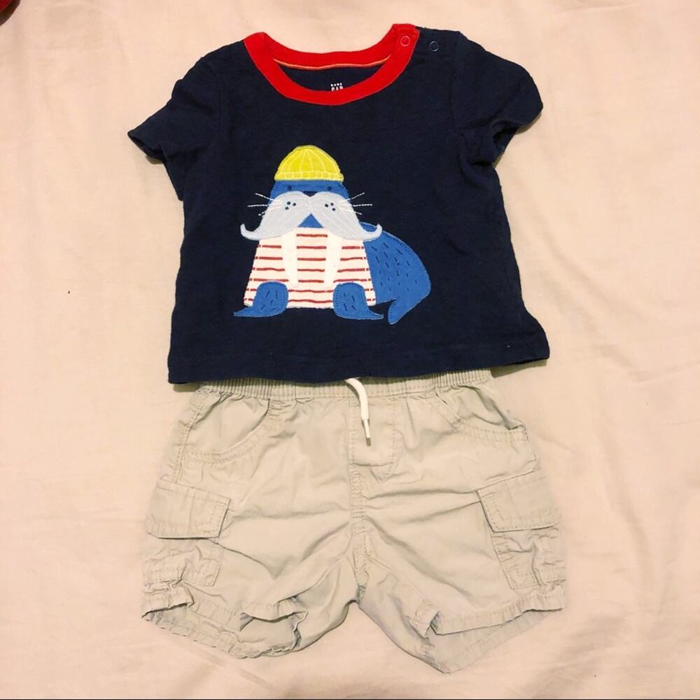 Gap Walrus Outfit, Bodysuit and Shorts 6-12 Month Boy